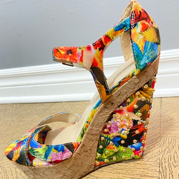 COLOURFUL HIGH HEEL SHOES FOR SALE! - Picture 2 of 6